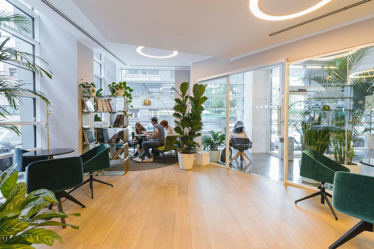 Bureau 120 m² — Montplaisir