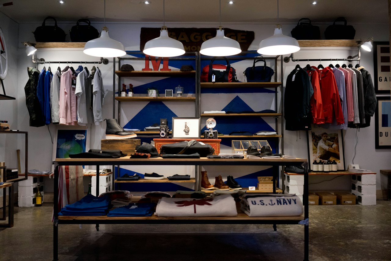 Local commercial rue de Marseille — 85 m²